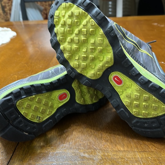 Nike Air Max - Picture 4 of 4